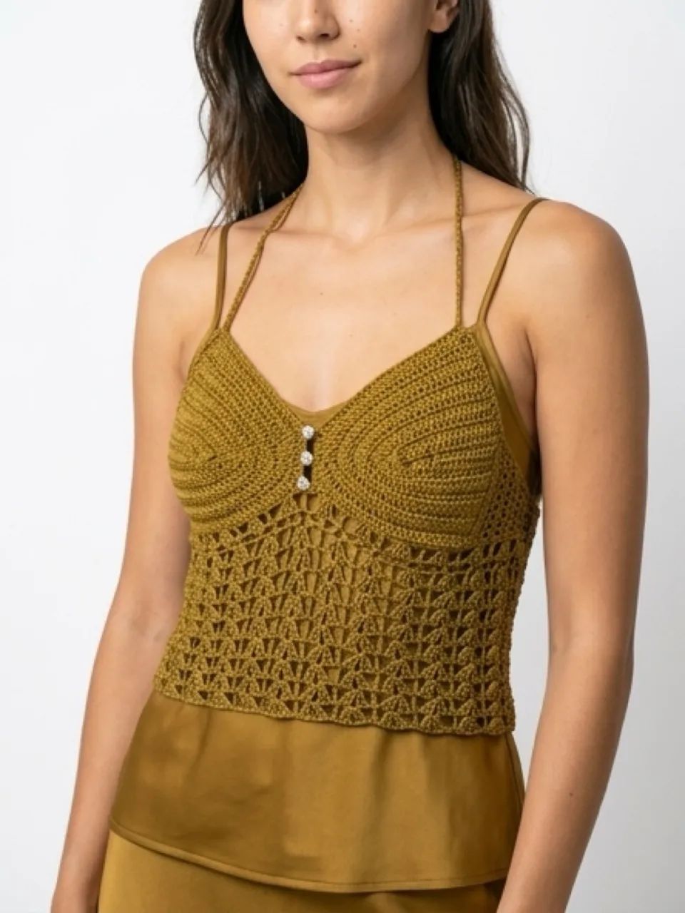 Blusa Cropped dourado em crochê 