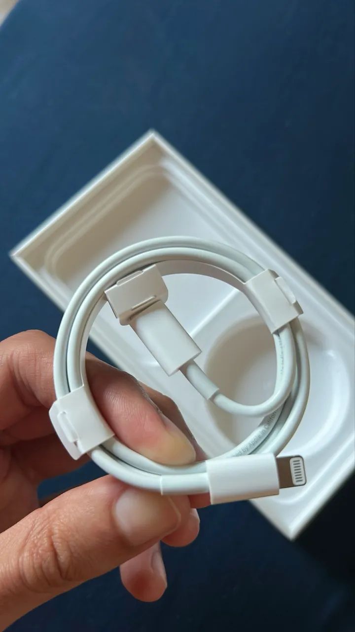 Cabo USB tipo light novo, na caixa  - Foto 2