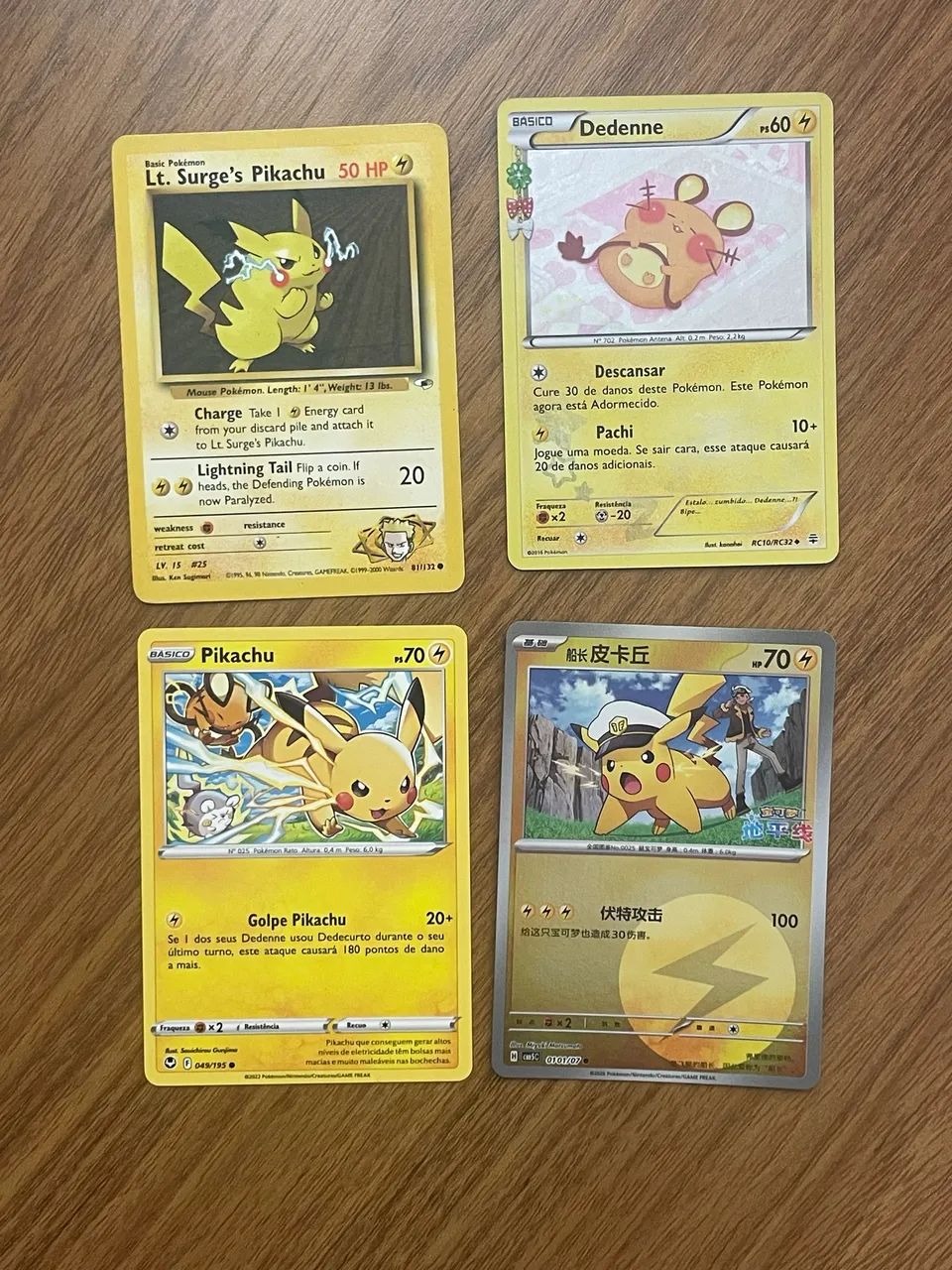 Carta de pokemon Pikachu e Dedenne