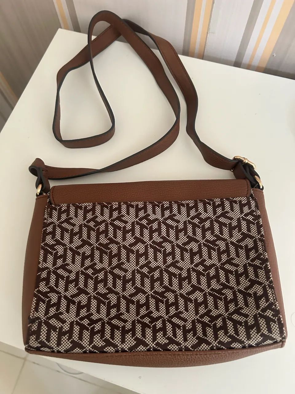 Bolsa Tommy Hilfiger Transversal  - Foto 4
