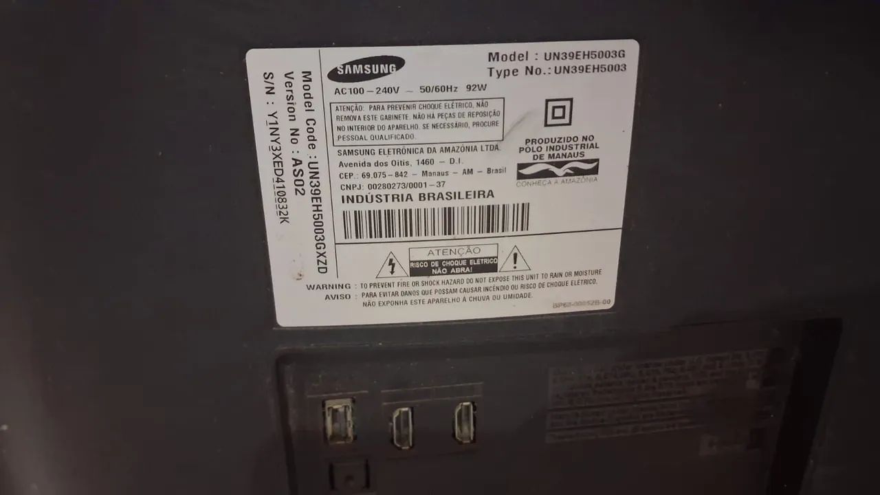 2 Tvs com defeito para retirada de peças 