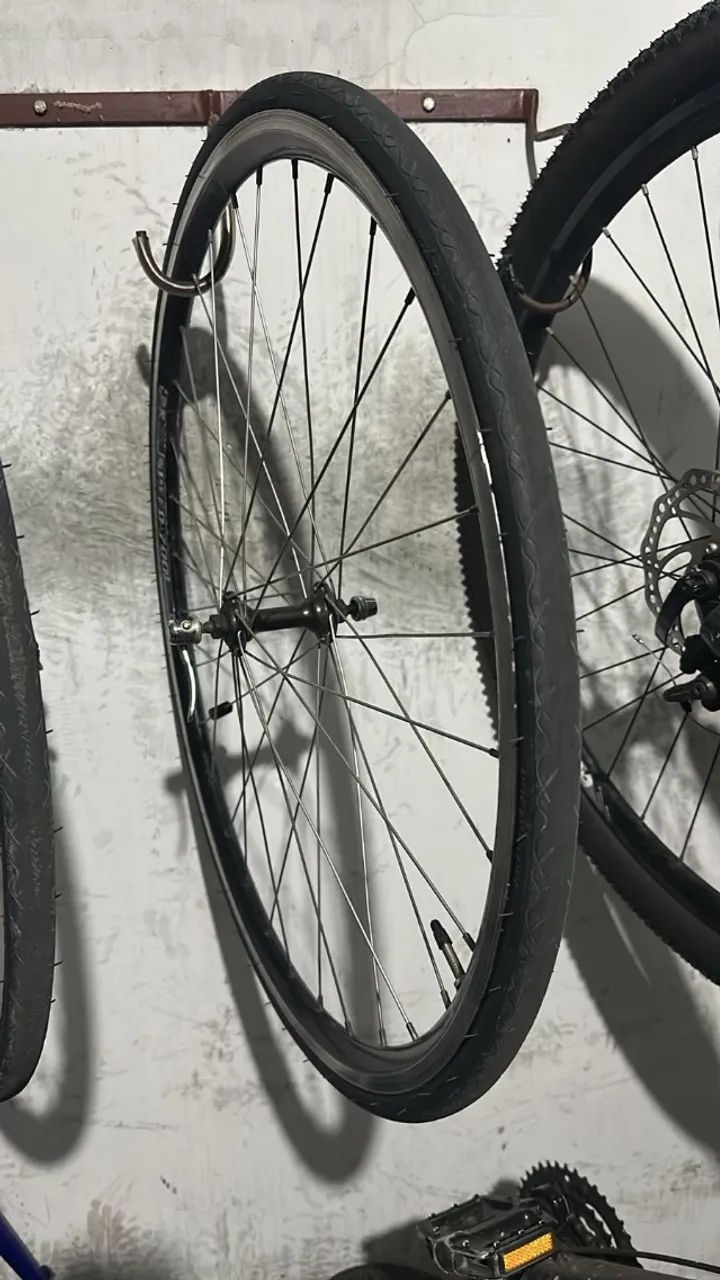 Rodas e pneus 700 speed com cassete de 8v e blocagens - Foto 2