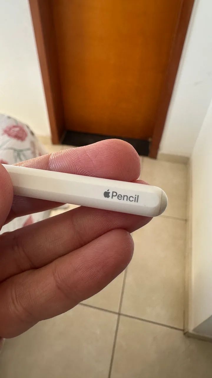 Apple Pencil - 2º Ger. | Carregamento Magnético  - Foto 2