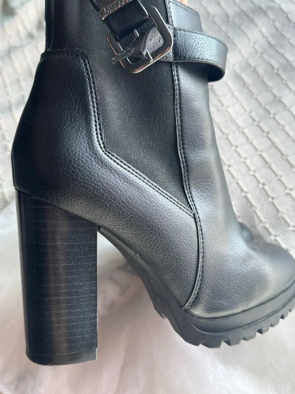 Bota cano médio Vizzano - Foto 4