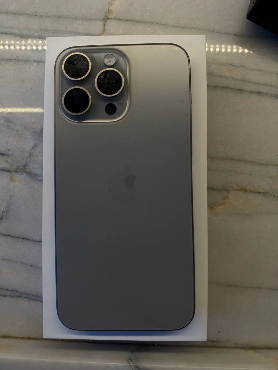 iPhone 15 Pro Max 256GB - Titânio Natural - Foto 2