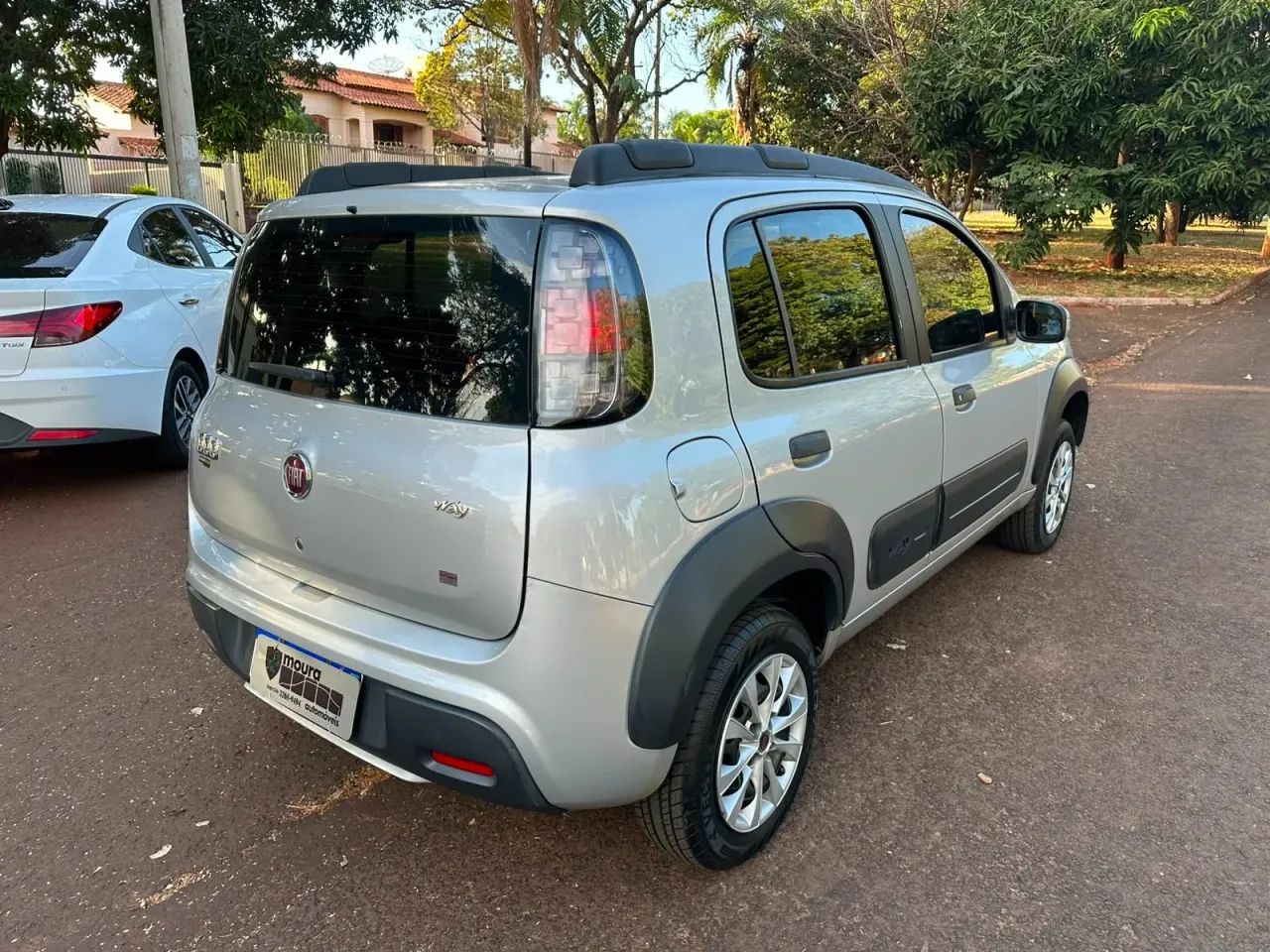 Fiat Uno WAY 1.0 Flex 6V 5P 2017 - Foto 3
