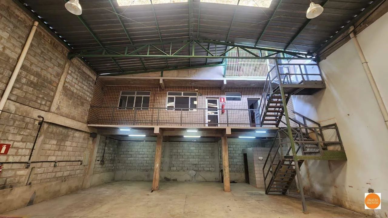 GALPÃO COM 360 m² | 3 ANDARES | SANTA INÊS  BELO HORIZONTE