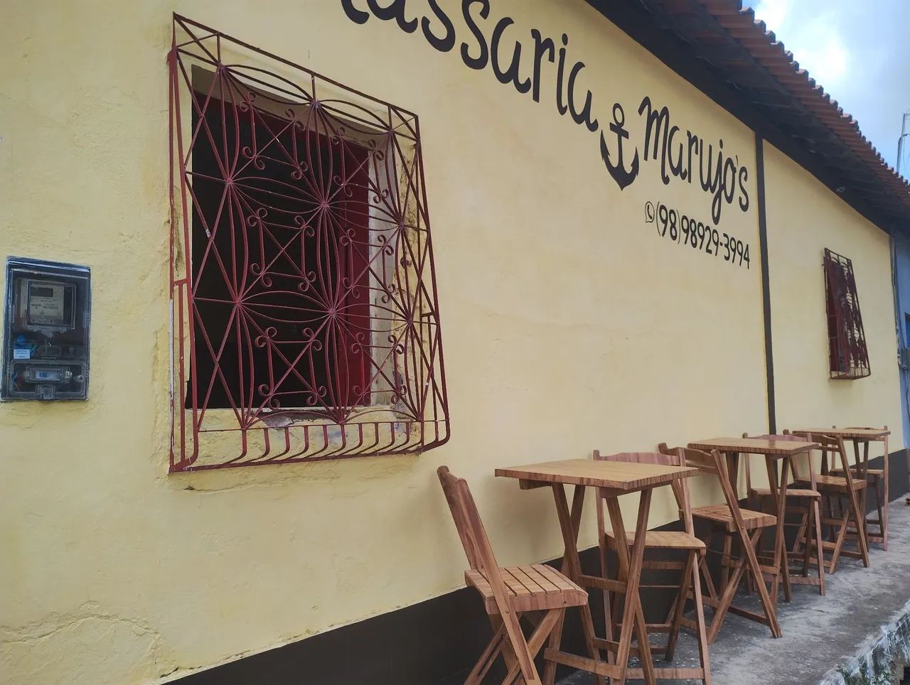 Casa de moradia e comércio, com salão grande  - Foto 4