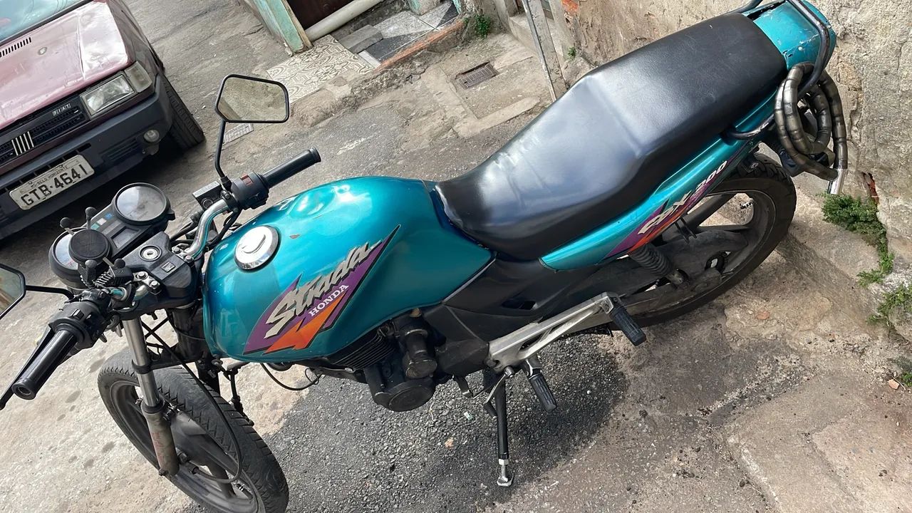 Moto STRADA - CBX 200  - Foto 2