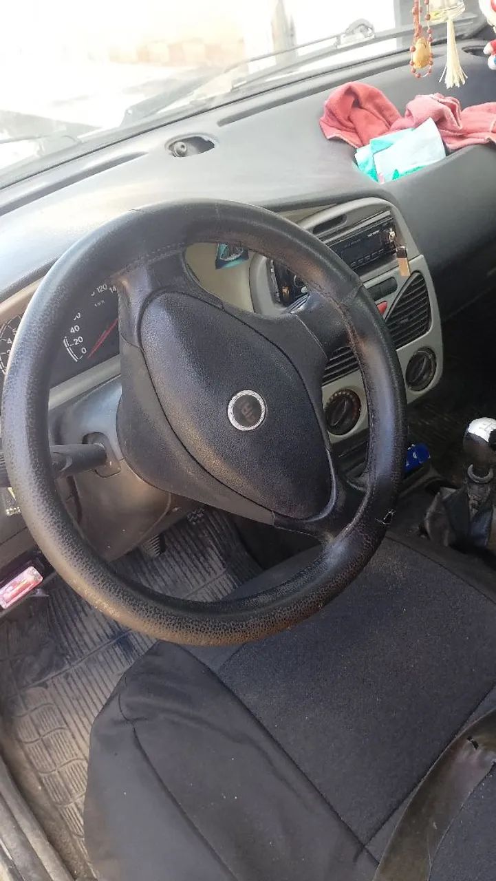 Fiat Palio ELX 1.0 MPI Fire 16V 4P (25 Anos) 2001