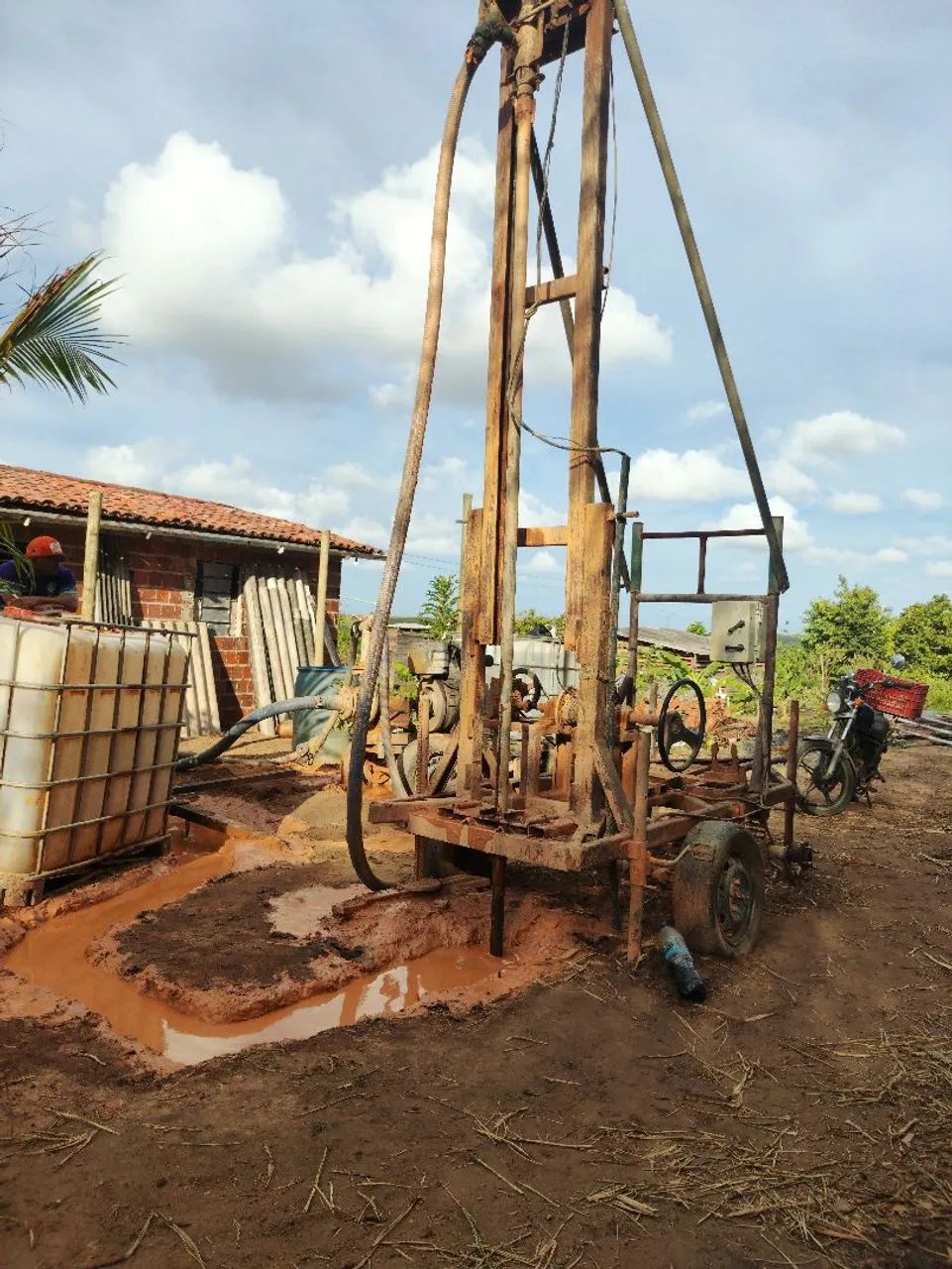 Máquina de poço artesiano e pegar e trabalhar e ganhar dinheiro 