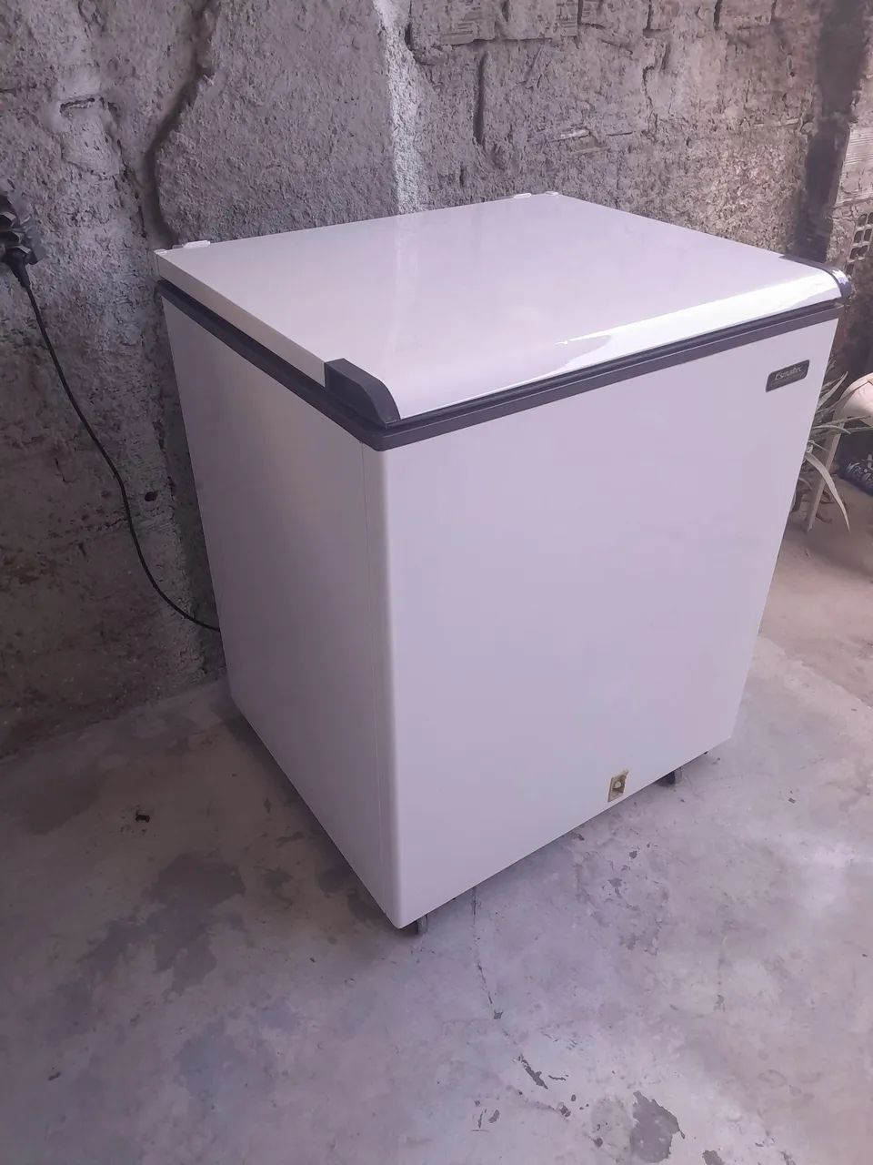 Freezer horizontal esmaltec 215 litros  - Foto 4
