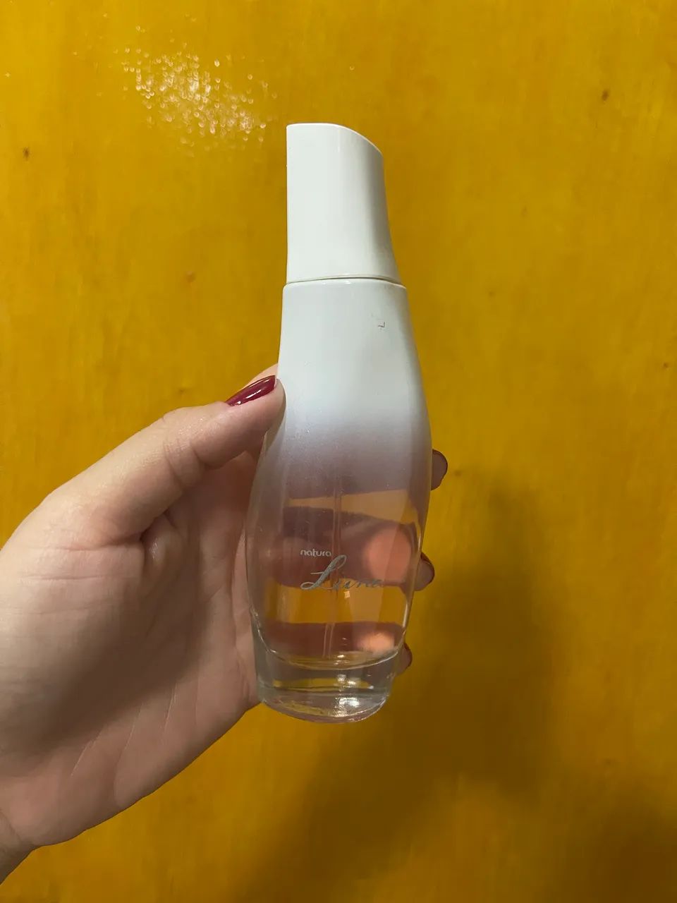 Vende se perfumes natura Luna