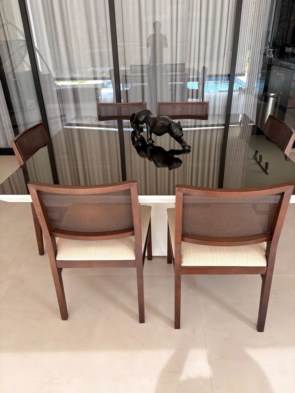 Mesa líder idem com 6 cadeiras. - Foto 4