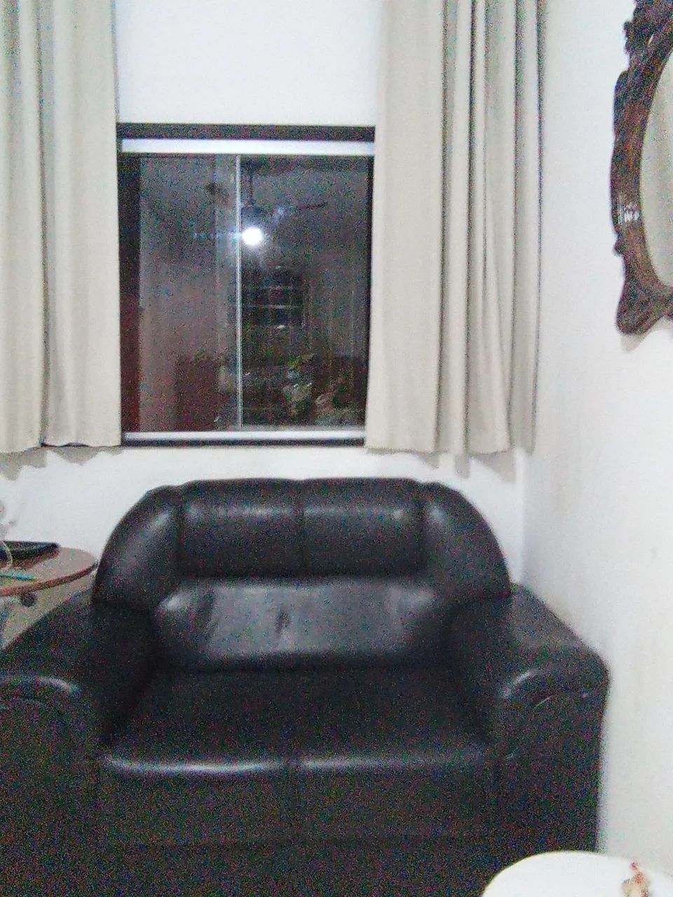 VENDO SOFAS CORINO  2 e 3 LUGARES 