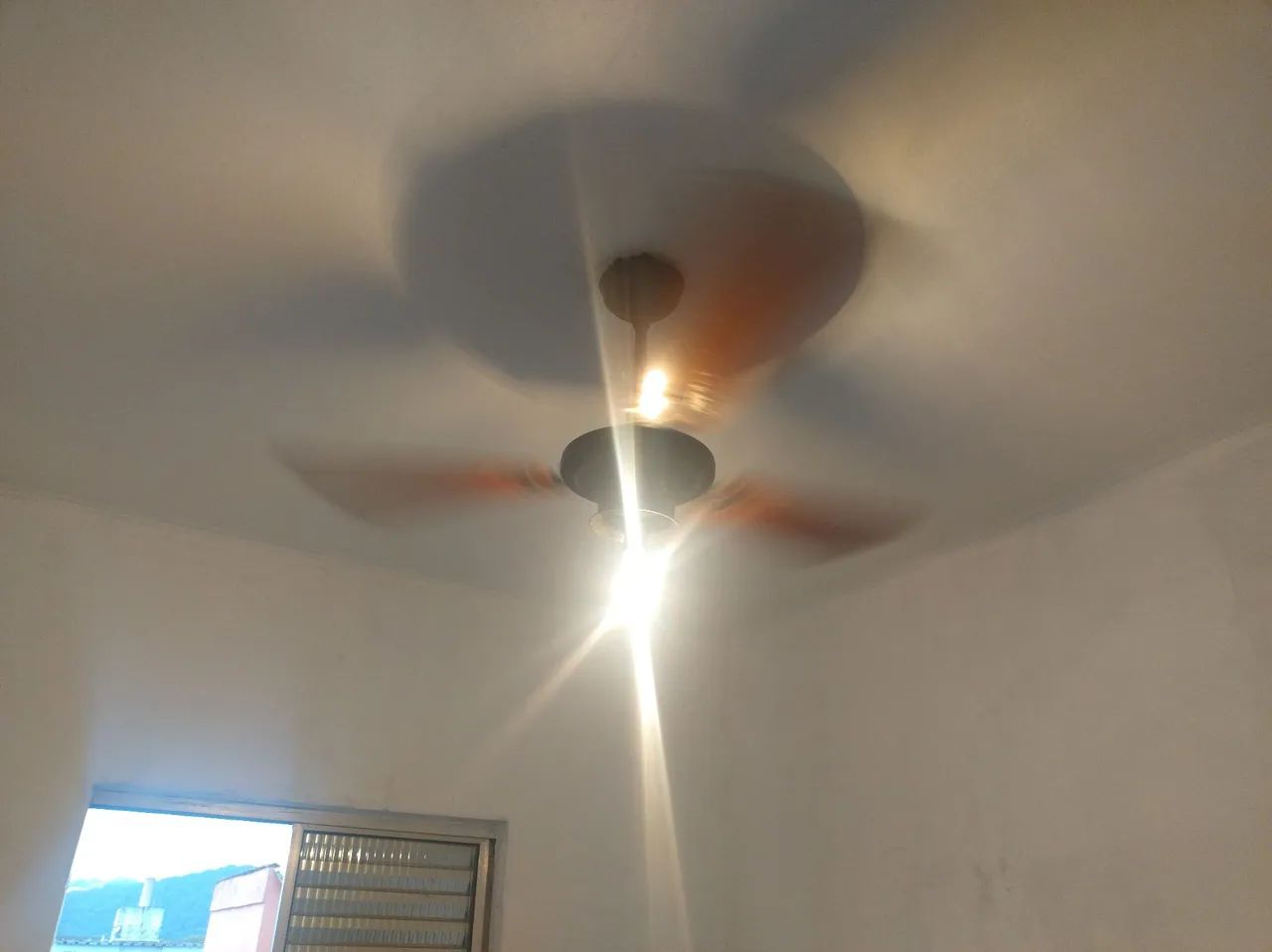 Ventilador de Teto completo 220v. - Foto 2