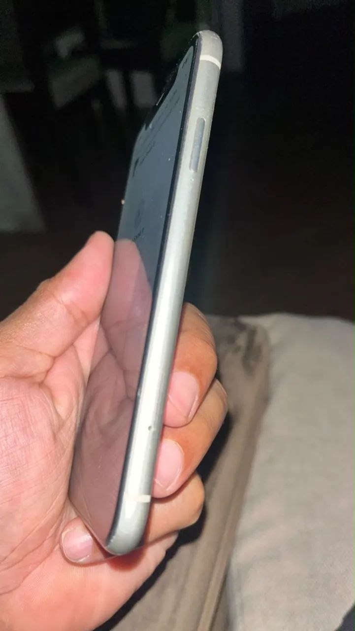 Vendo iPhone 11 em ótimo estado com IO 27  - Foto 4