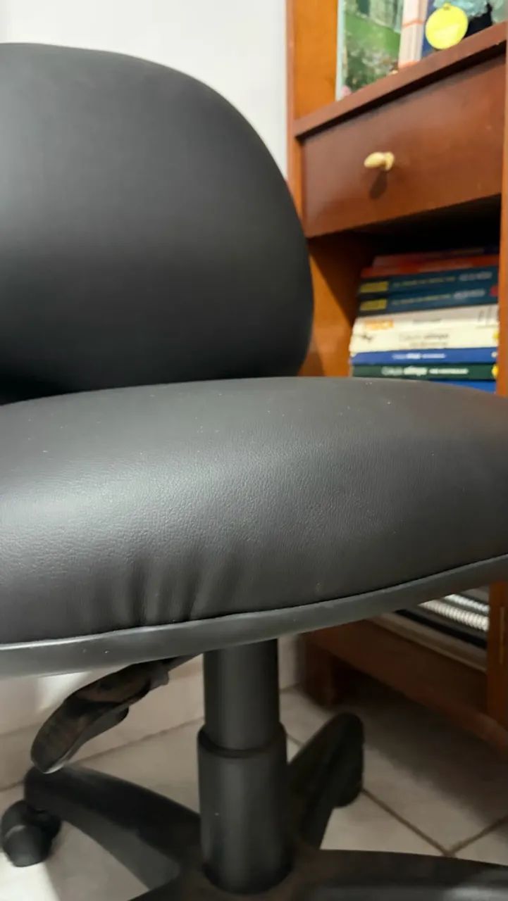 CADEIRA DE ESCRITÓRIO COM ESPUMA D45 - Foto 3