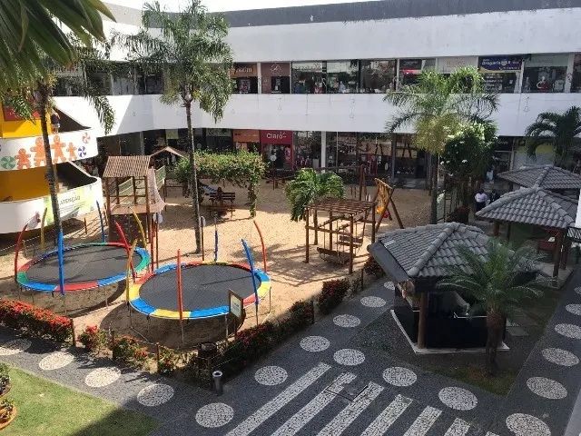Loja com 24m² de piso + mezanino no Shopping Estrada do Coco - Foto 4