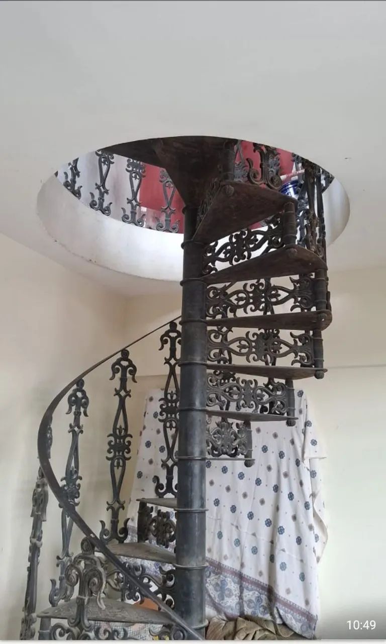 Escada caracol de ferro maciço 