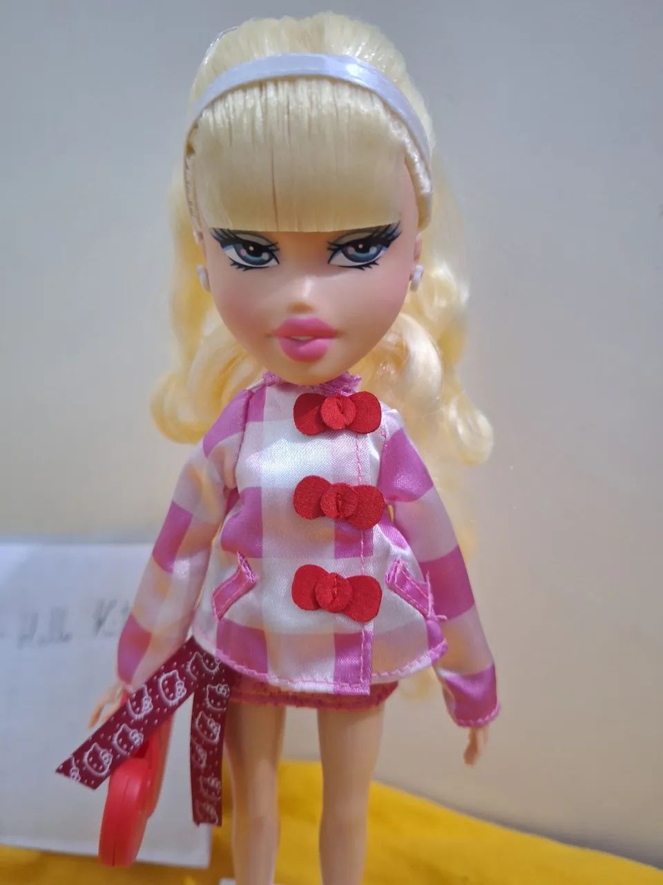 Boneca bratz cloe - hello kitty - Foto 2