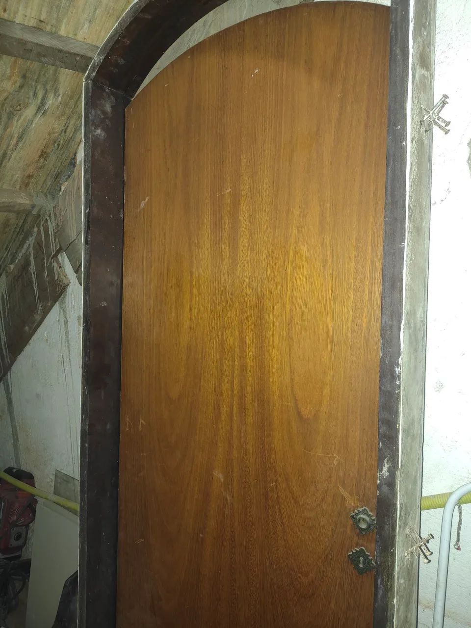 Porta e batente 