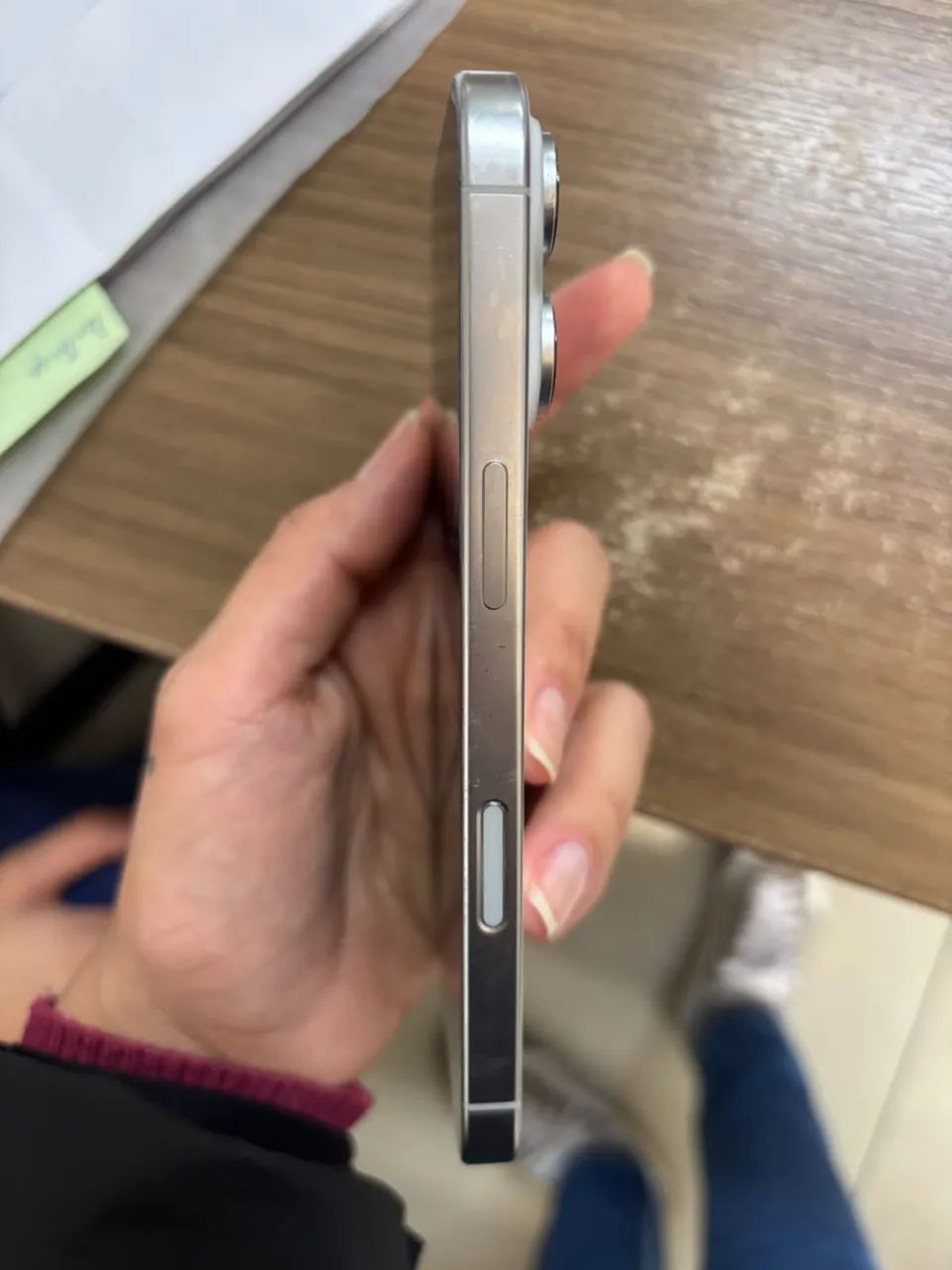 iPhone 16 pro - Foto 5
