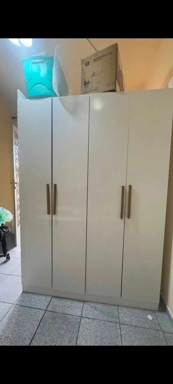 Guarda roupa solteiro 