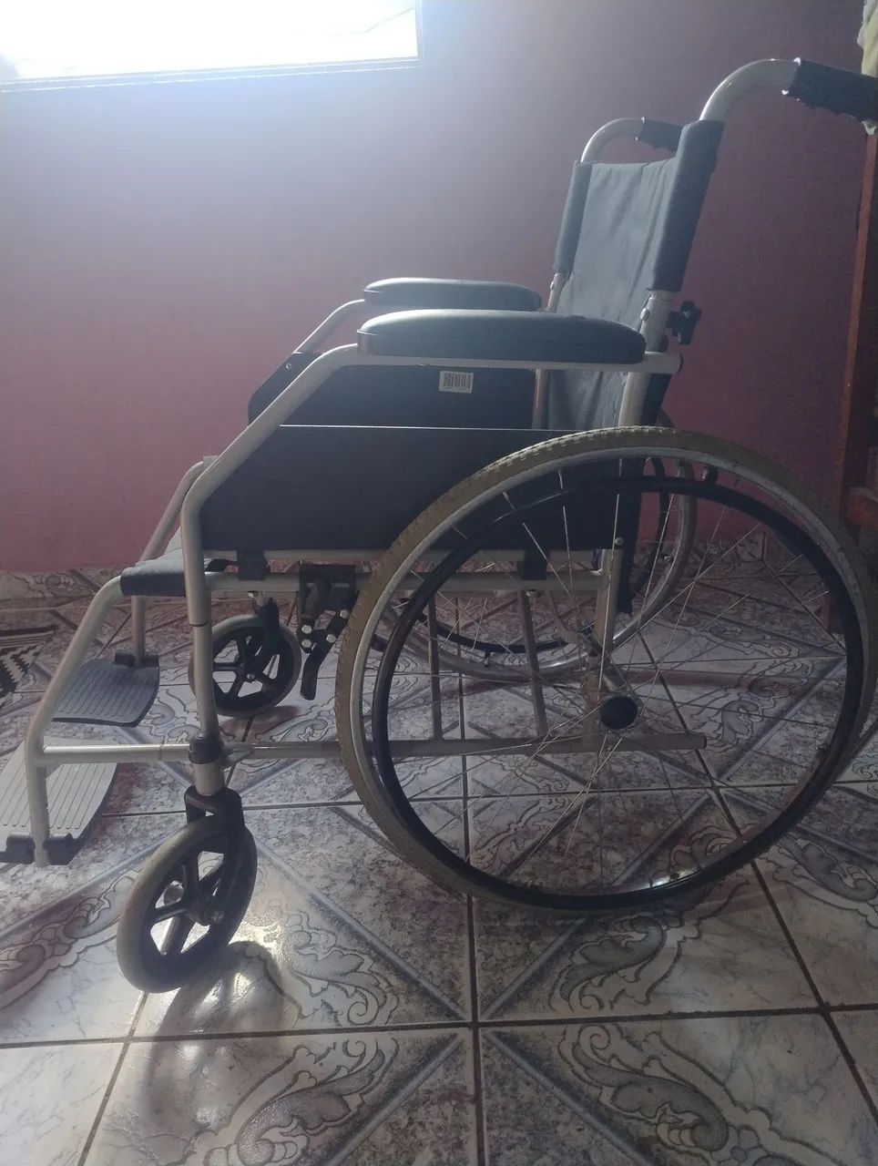 Cadeira de roda - Foto 3