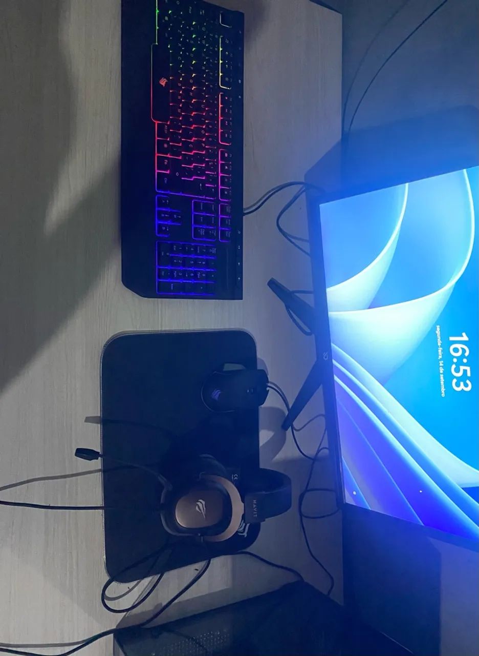 PC GAMER DE ENTRADA COMPLETO COM MESA INCLUSO  - Foto 3