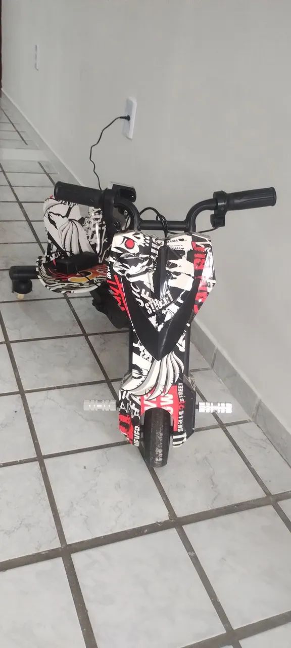 Vendo triciclo elétrico 