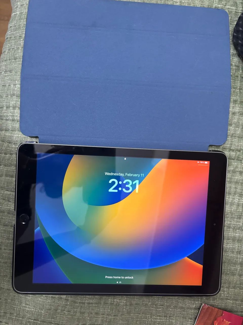 Ipad 5ª geração 128GB cor prata - Foto 5