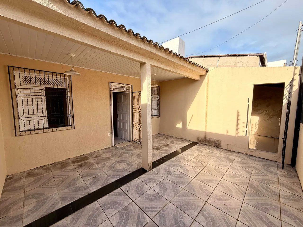 CASA À VENDA NA FAROLÂNDIA [14850] - Foto 2