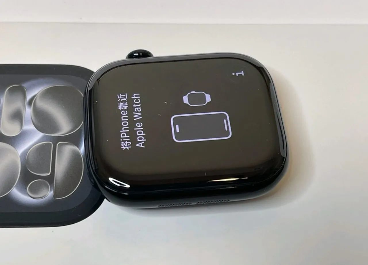 Apple Watch Series 11 46MM (GPS + 4G) - Jet Black
