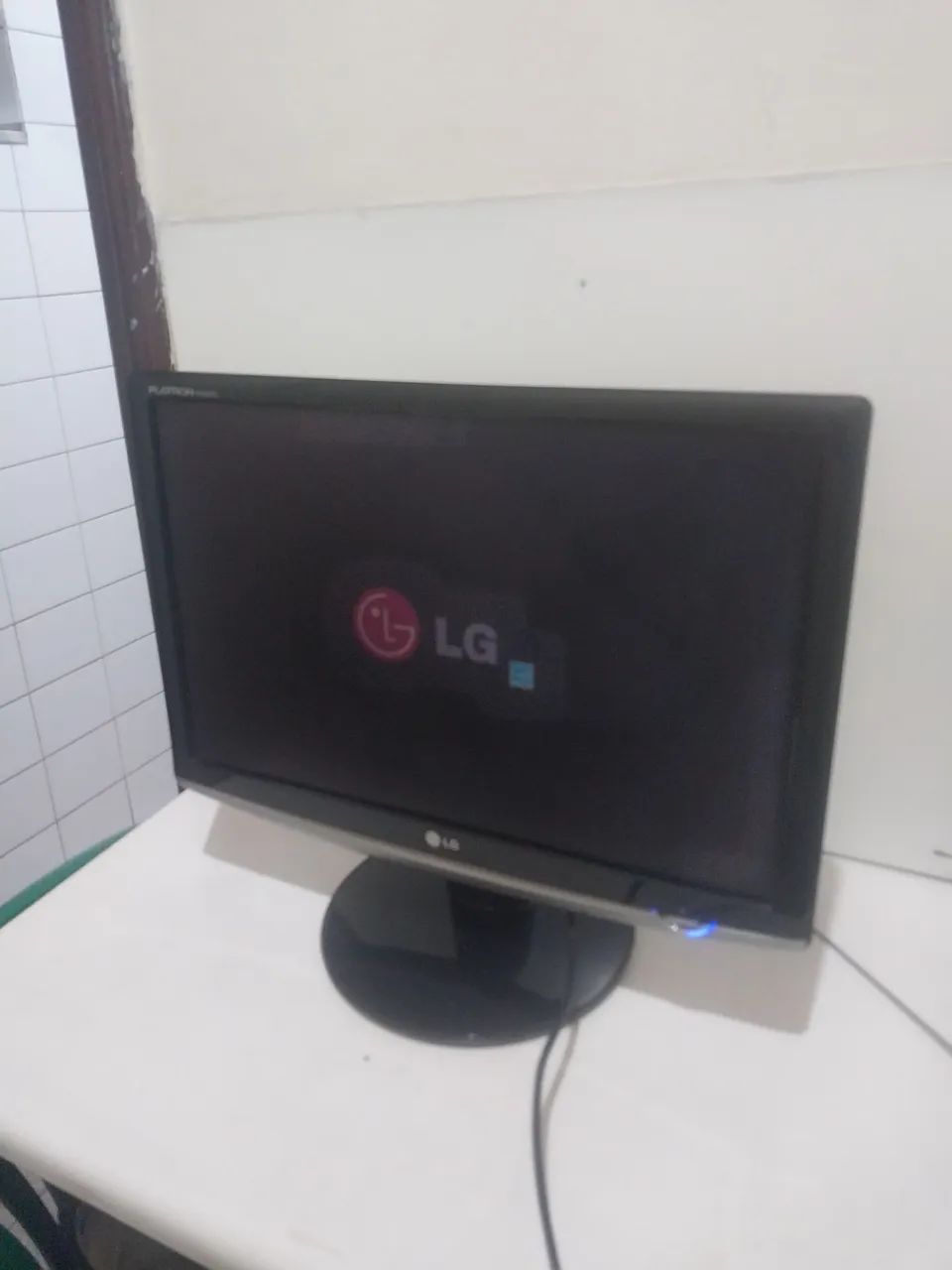 Vendo monitor LG FRATON 25 polegadas  por 300 reais funcionando.  - Foto 5