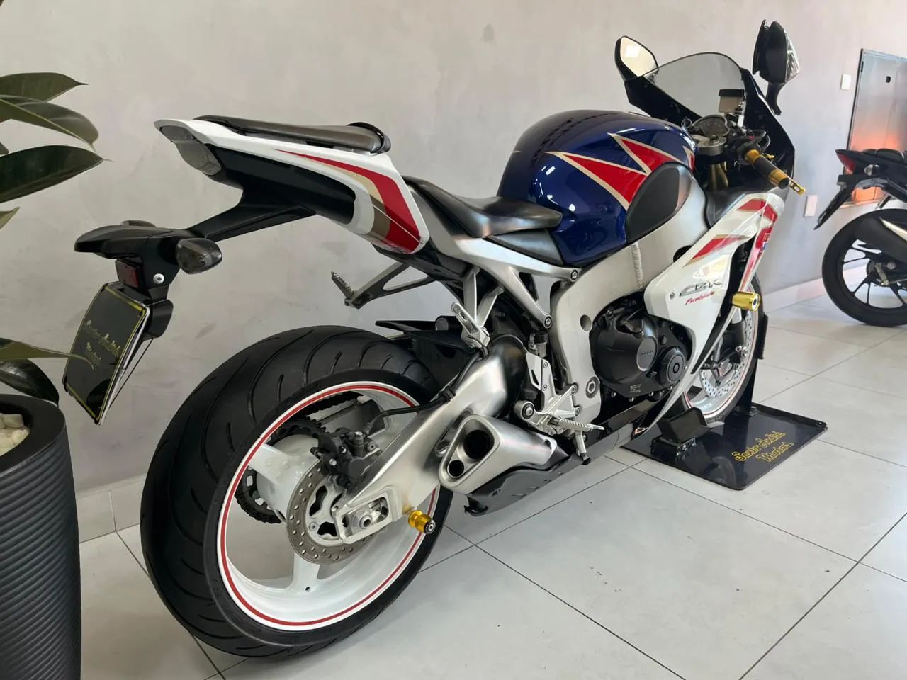 Honda CBR 1000 RR Fireblade - Foto 2