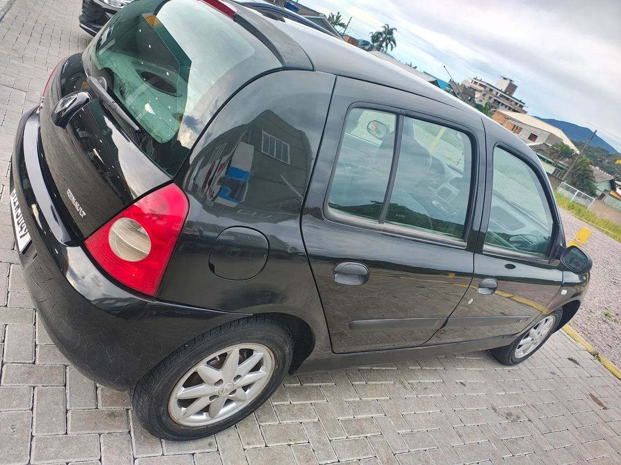 Renault Clio Campus Hi-flex 1.0 16V 5P 2011 - Foto 4
