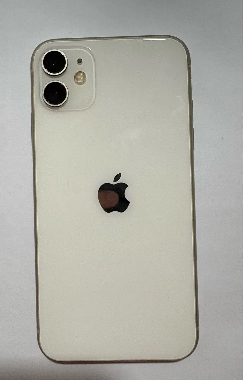iPhone 11 64GB - Muito Conservado + Caixa e Cabo - Foto 3