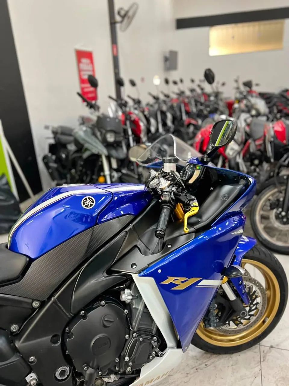 YAMAHA YZF R1 - Foto 5