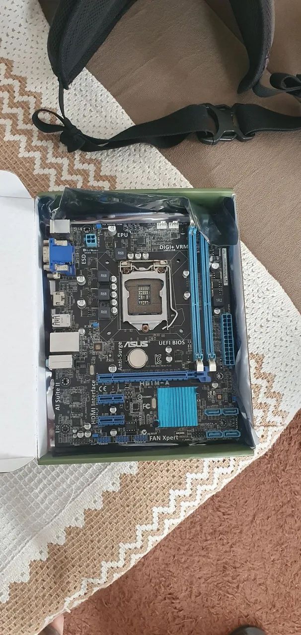 Placa-mãe ASUS lga 1155  - Foto 2