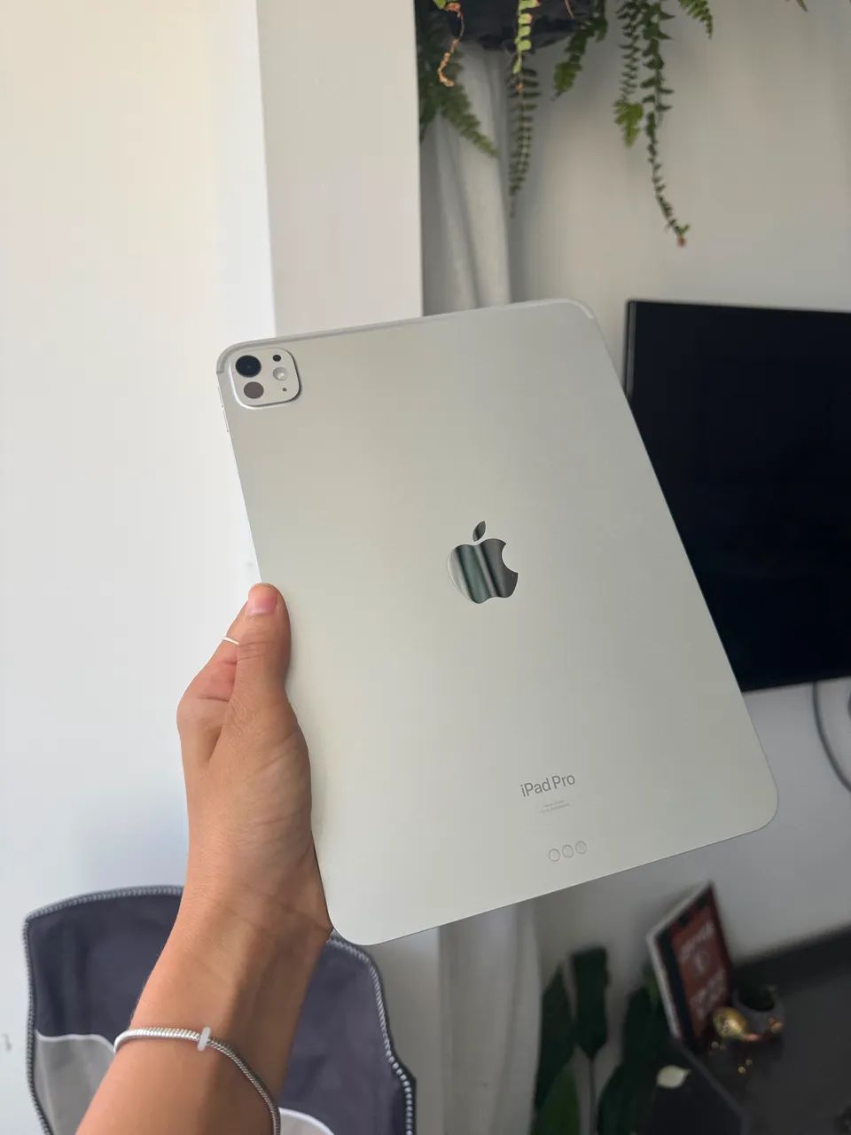 ipad 11 pro 256g chip M4