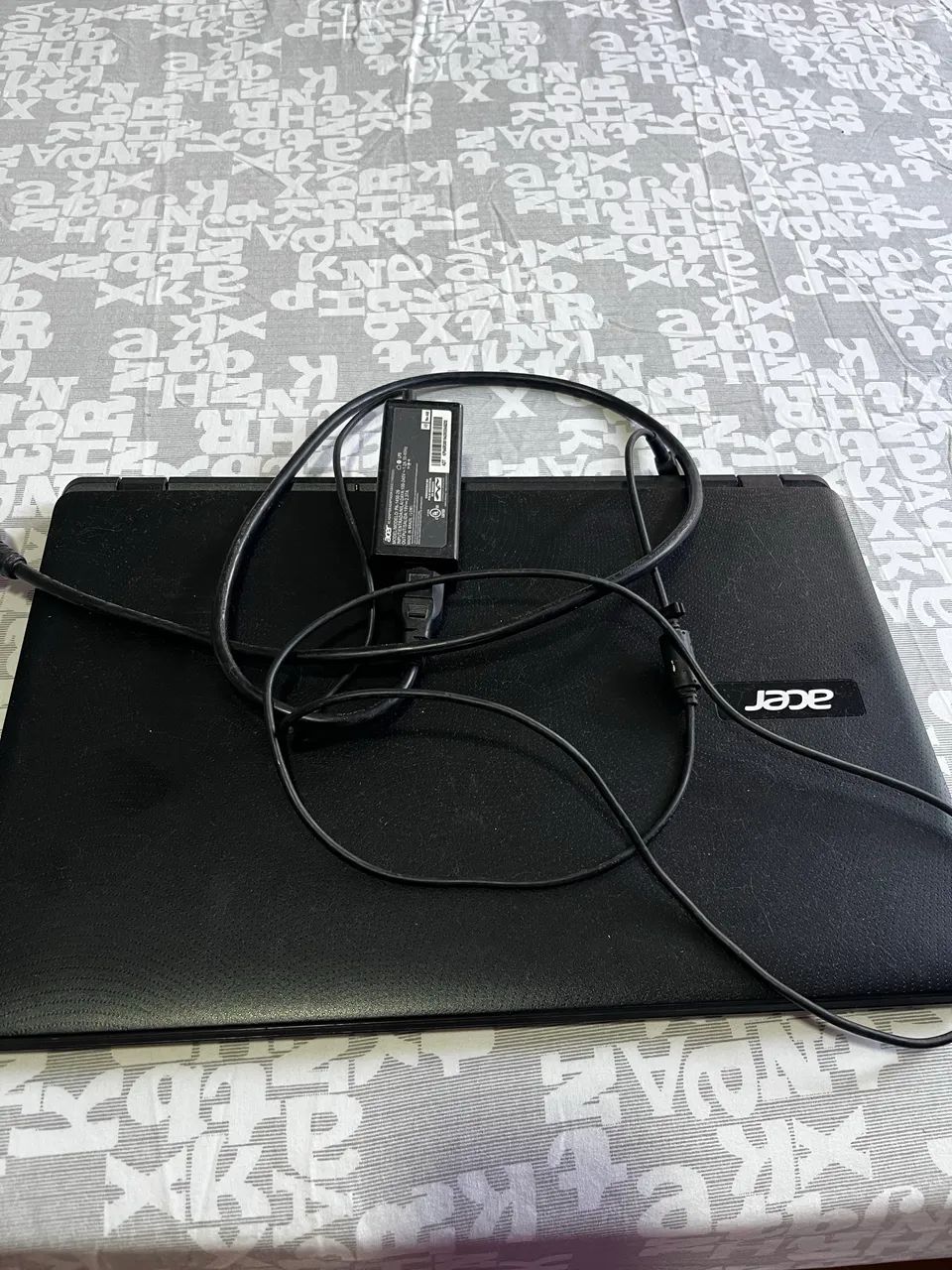 Vendo notebook Acer - Foto 2