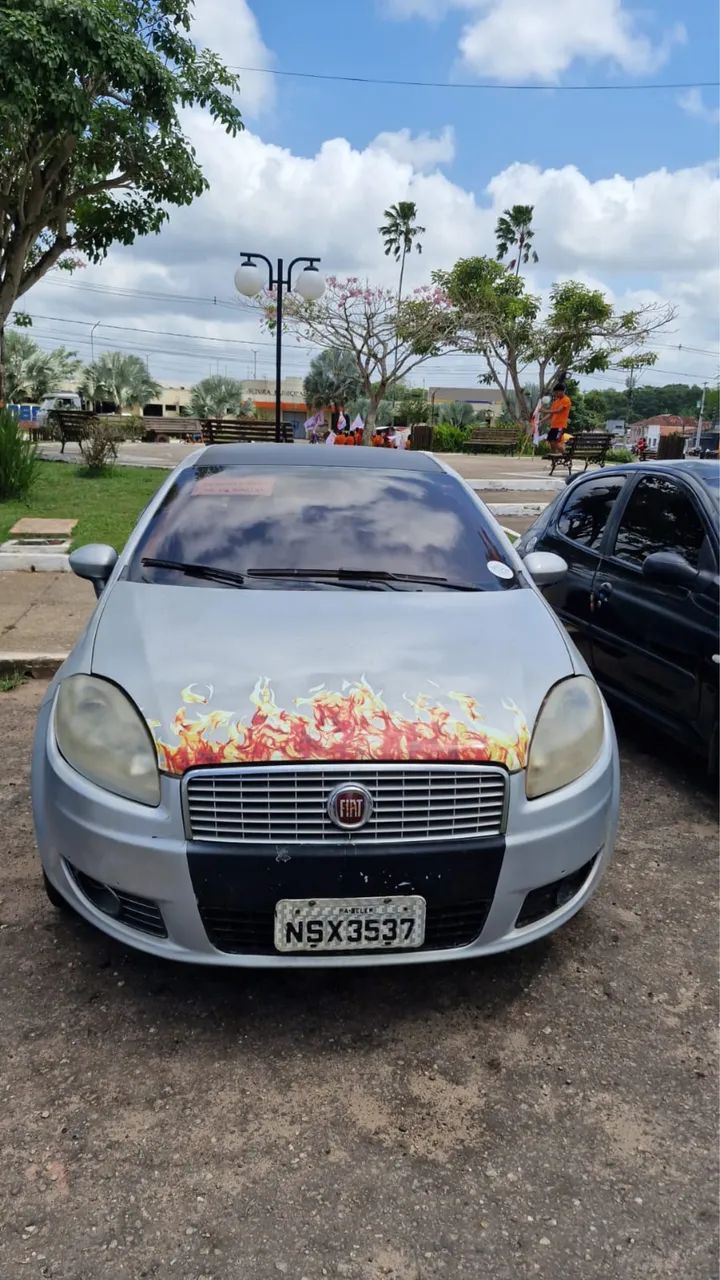 Fiat Linea Absolute 1.9/1.8 Flex Dualogic 4P 2010