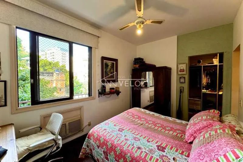 Apartamento : / Residencial / Humaitá