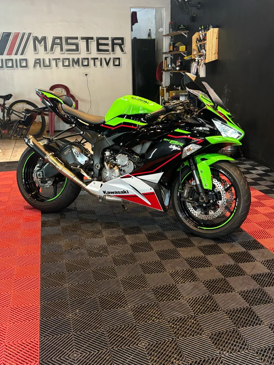 Kawasaki Zx-6r 636cc 2021 - 1512939850 | OLX