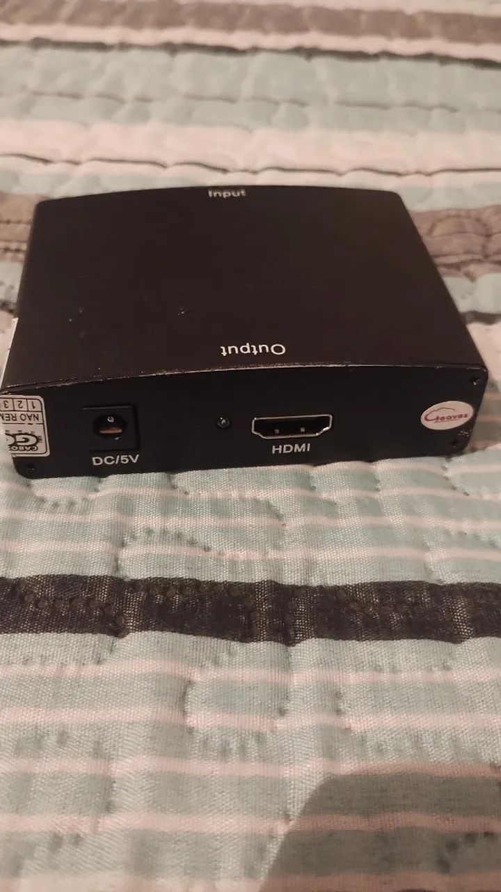 Adaptador VGA - HDMI