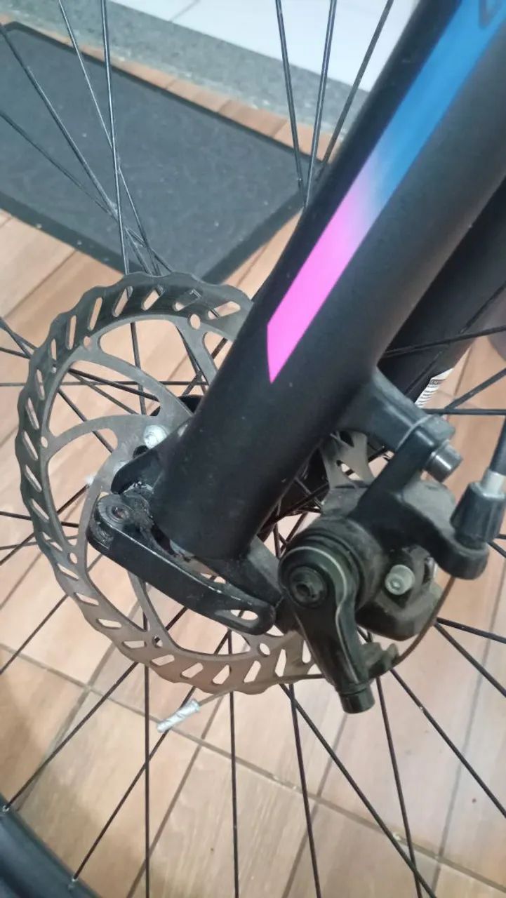 Bicicleta aro 29 Oggi semi nova  - Foto 4