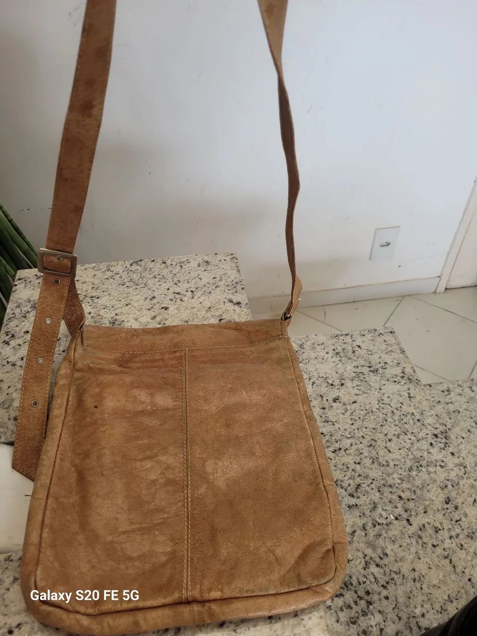 Bolsa feminina em couro legítimo Antonella - Foto 2