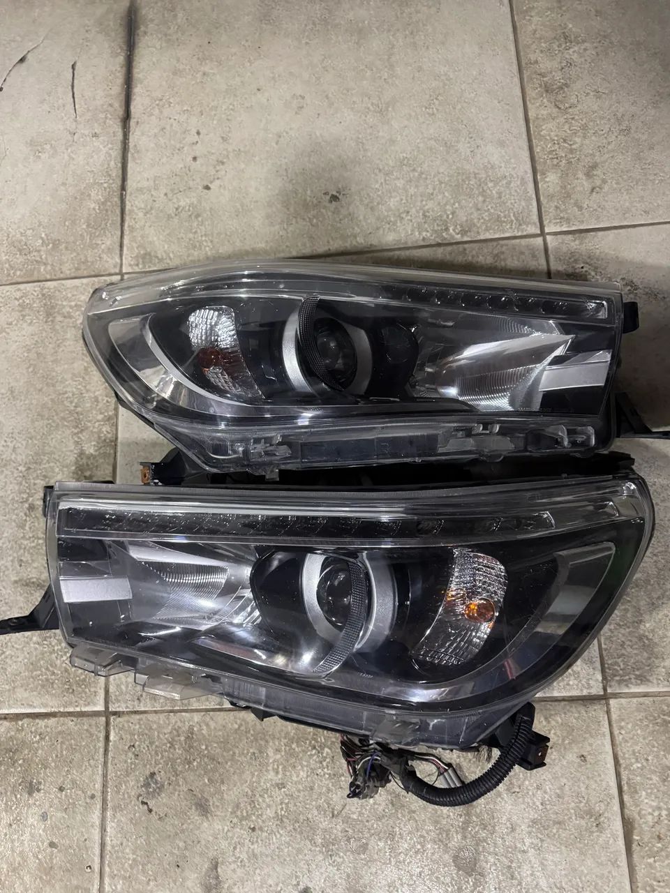 Farol Hilux srx  - Foto 2