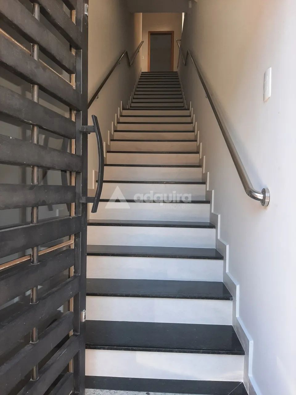 Sala comercial para locação no centro - Foto 3